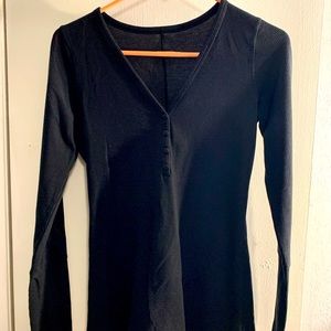 Lululemon black thermal in black size xs no tags on the thermal